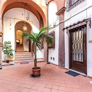  Apartment Lovely Ground Floor Colosseo Wi-fi Ac