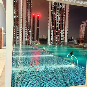 https://chambers-residence-klcc-by-purple-orchid.kualalumpurs-hotels.com