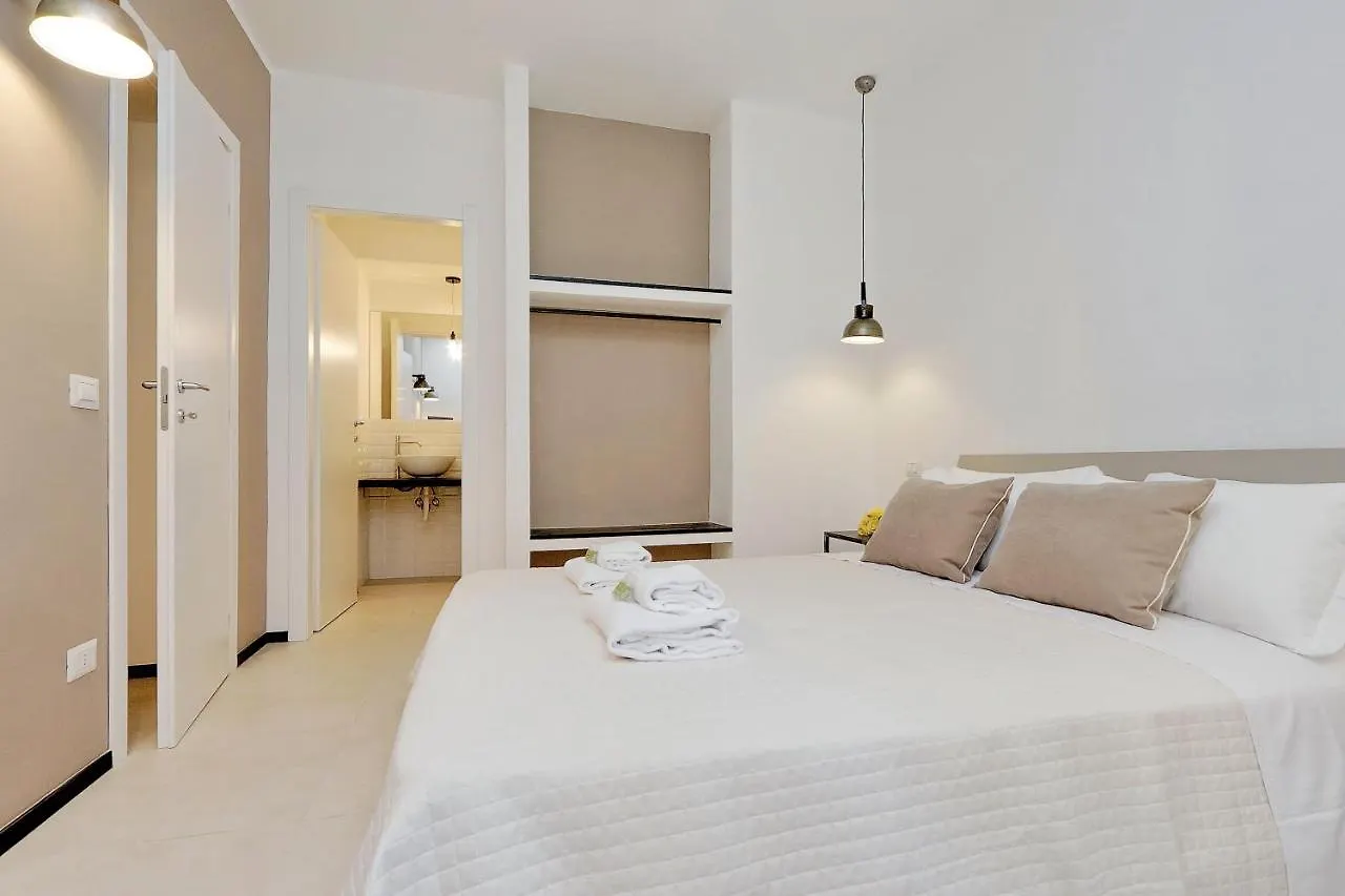 Restart Accommodations Aldobrandini E Sciarra Rome